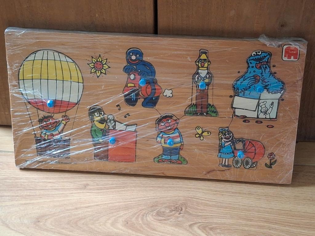 Houten Jumbo puzzel. Muppet characters. Sesamstraat. 1985., Ophalen of Verzenden, 10 tot 50 stukjes