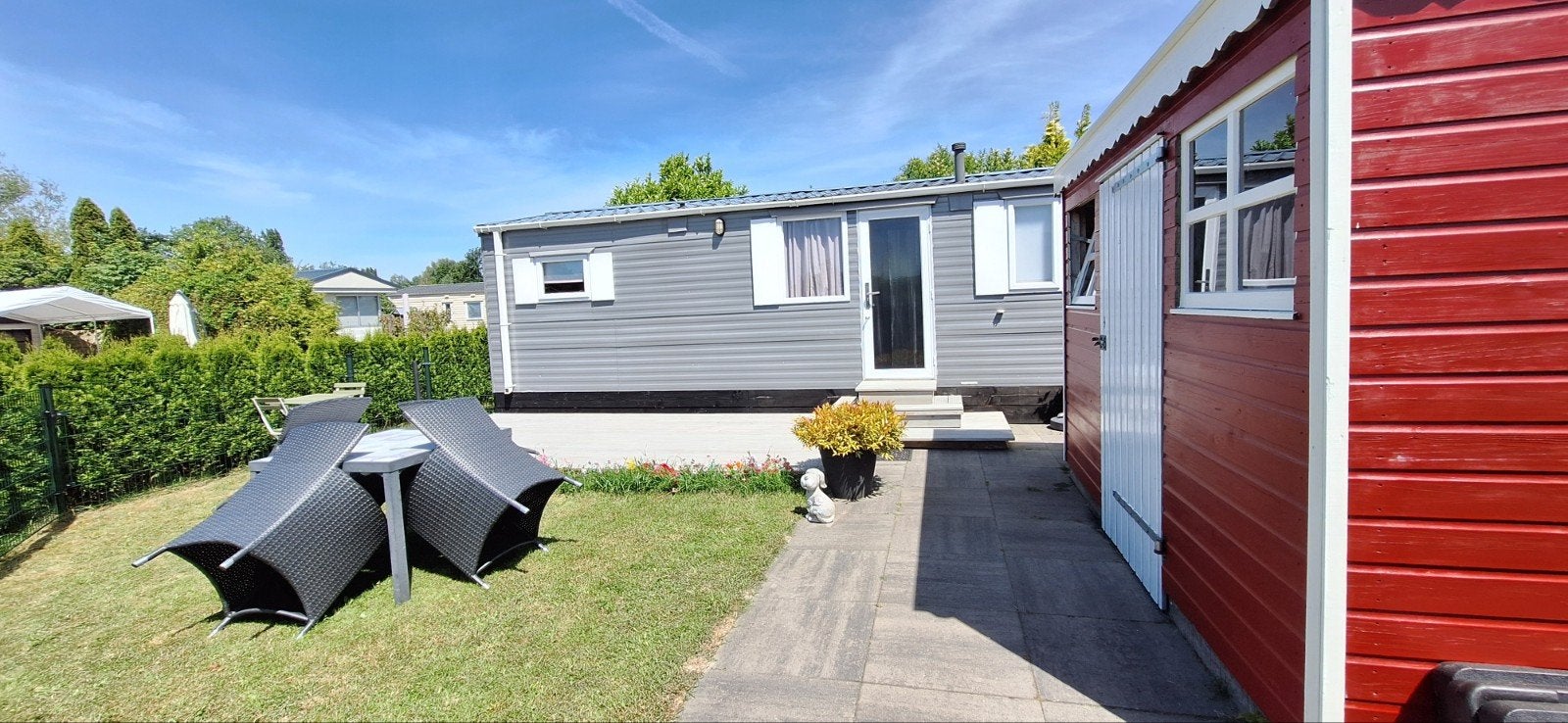 Mooie stacaravan/chalet op mooie locatie tekoop