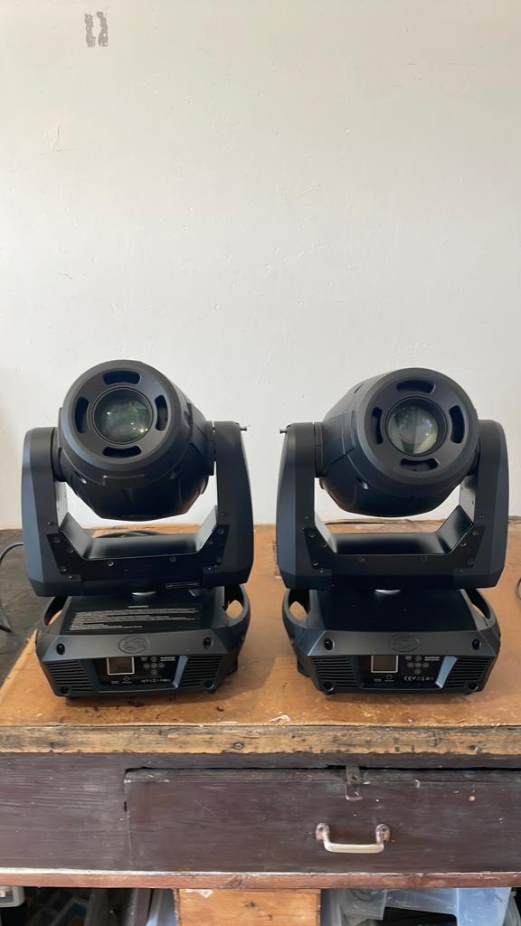 Elation Platinum spot 5r Pro moving heads - 2 stuks, Muziek en Instrumenten, Theaterbelichting, Ophalen, Gebruikt