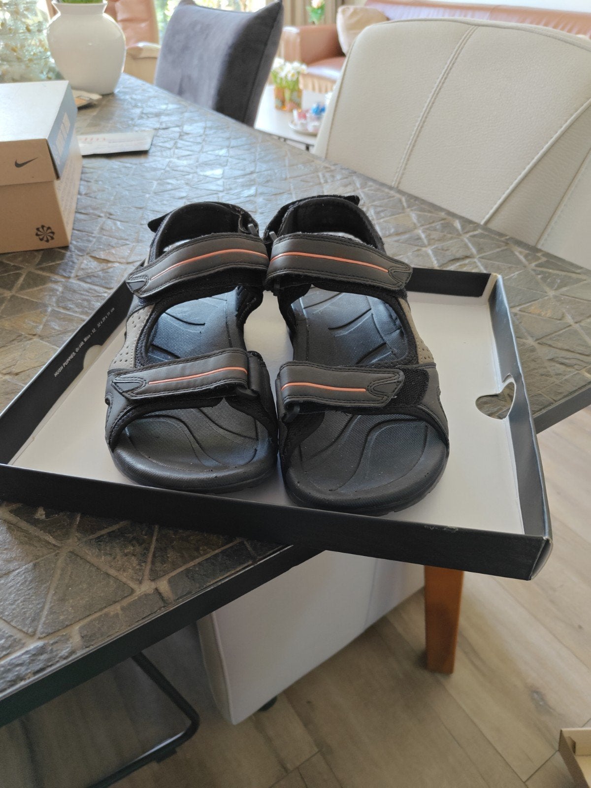 Sandalen maat 43, Ophalen, Zo goed als nieuw