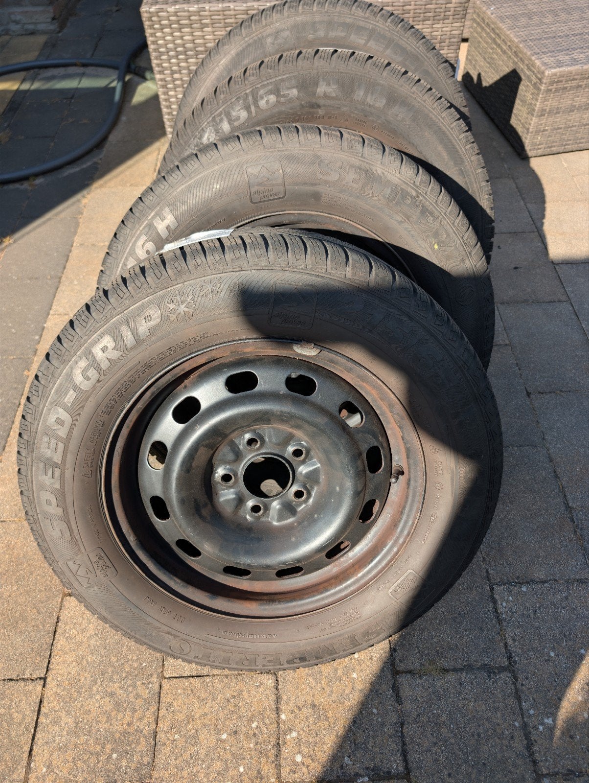 Semperit 16 inch winterbanden met stalen velg, Ophalen, Gebruikt