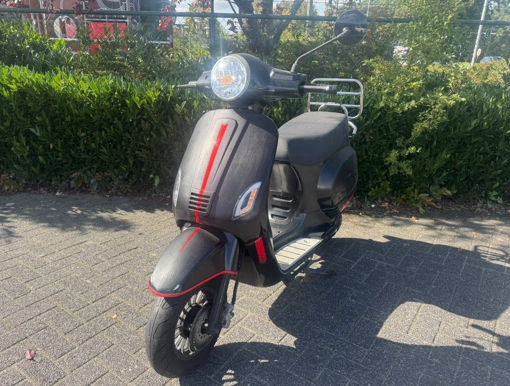 BTC Riva Scooter LOW-BUDGET MEENEEM PRIJS, B, B, Ophalen of Verzenden, BTC Riva