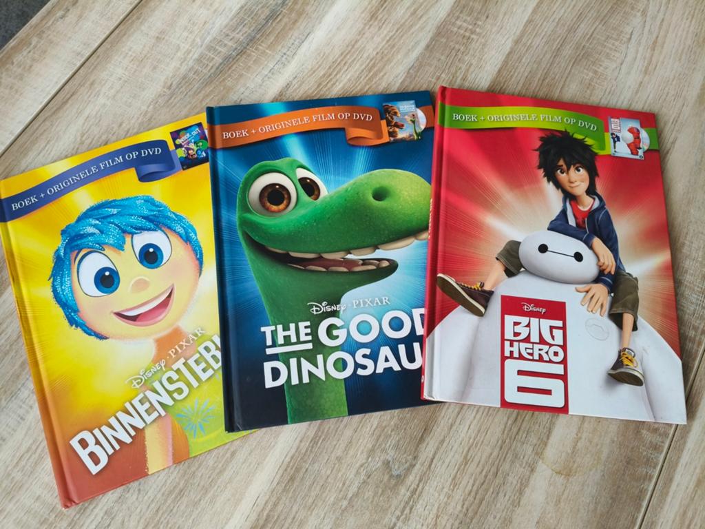 Kinderboeken met dvd, Ophalen of Verzenden, Zo goed als nieuw, Fictie algemeen