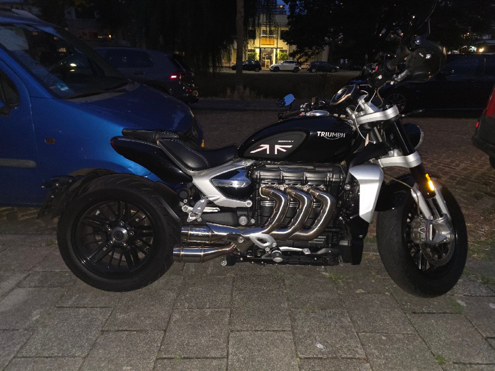 Triumph rocket 3r quickshifter/onderhoud & werkes uitlaat, Motoren, 2500 cc, Motorrijbewijs A, Gebruikt, 3 cilinders