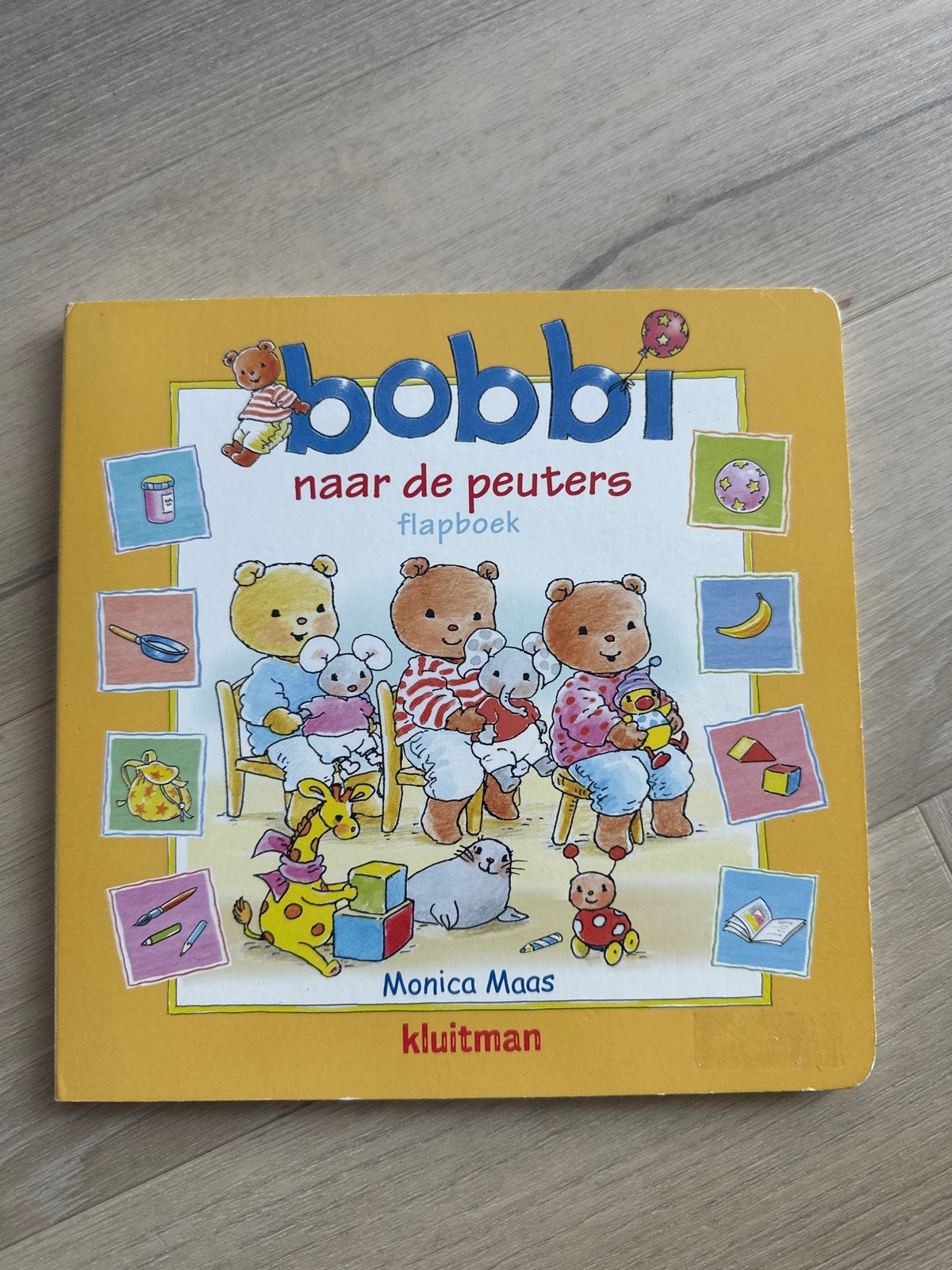 Bobbi naar de peuters - Flapboek Monica Maas, Gelezen, Fictie algemeen, Uitklapboek, Jongen of Meisje