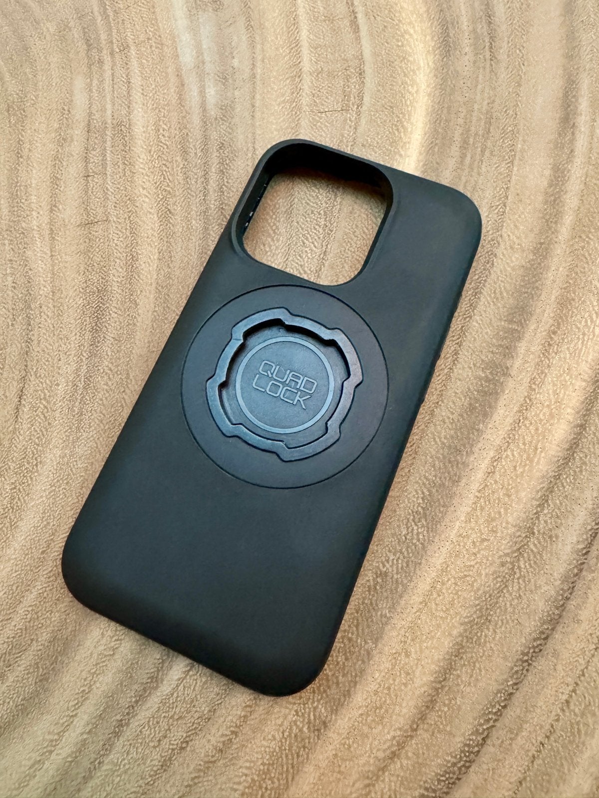 Quad Lock Mag Case voor iPhone 15 Pro, Kunststof, Zwart, MagSafe, Quad Lock