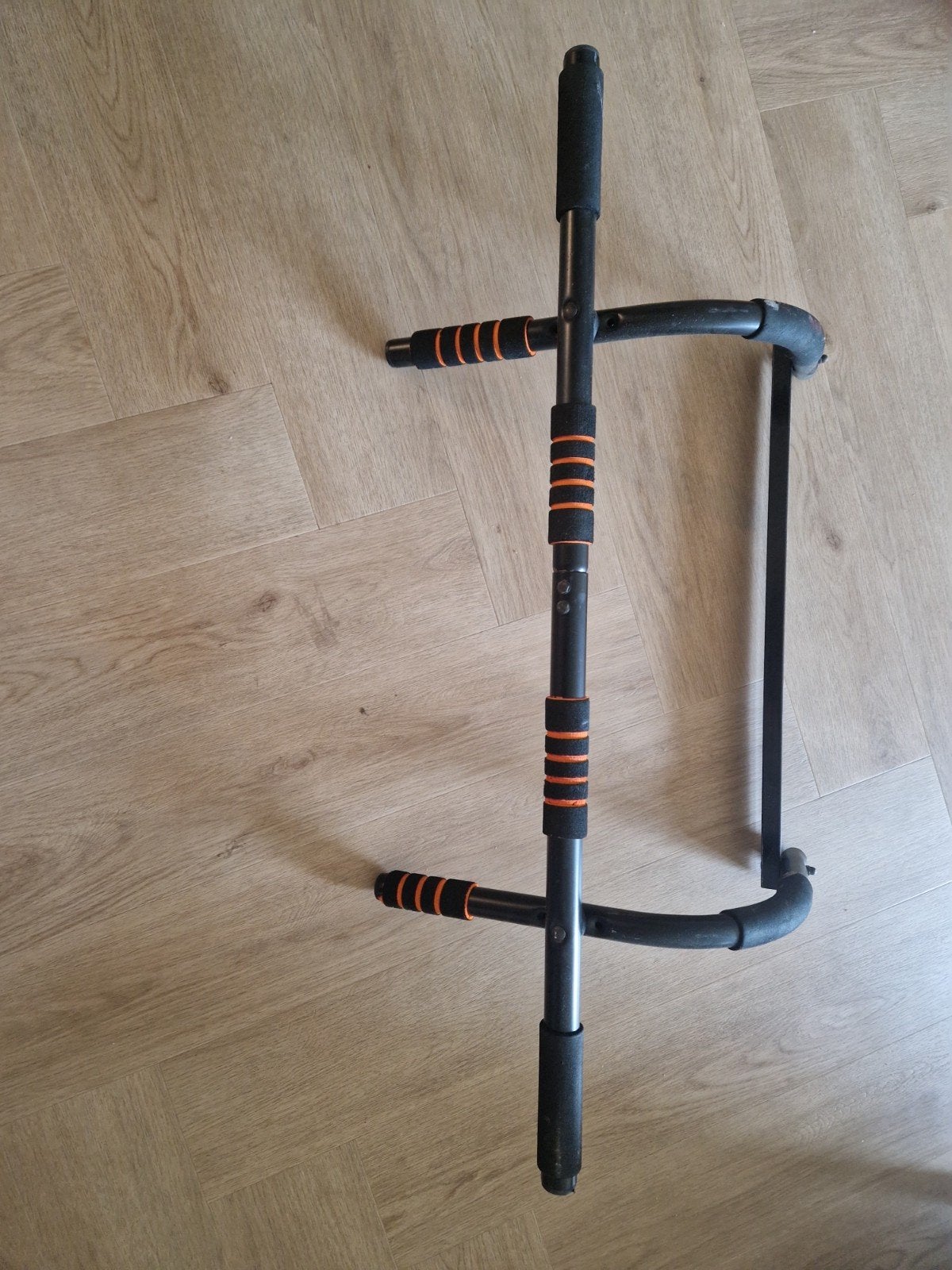 Optrekstang voor deurkozijn - Perfect voor thuistraining, Sport en Fitness, Fitnessmaterialen, Oprekstang, Armen, Borst, Rug, Ophalen