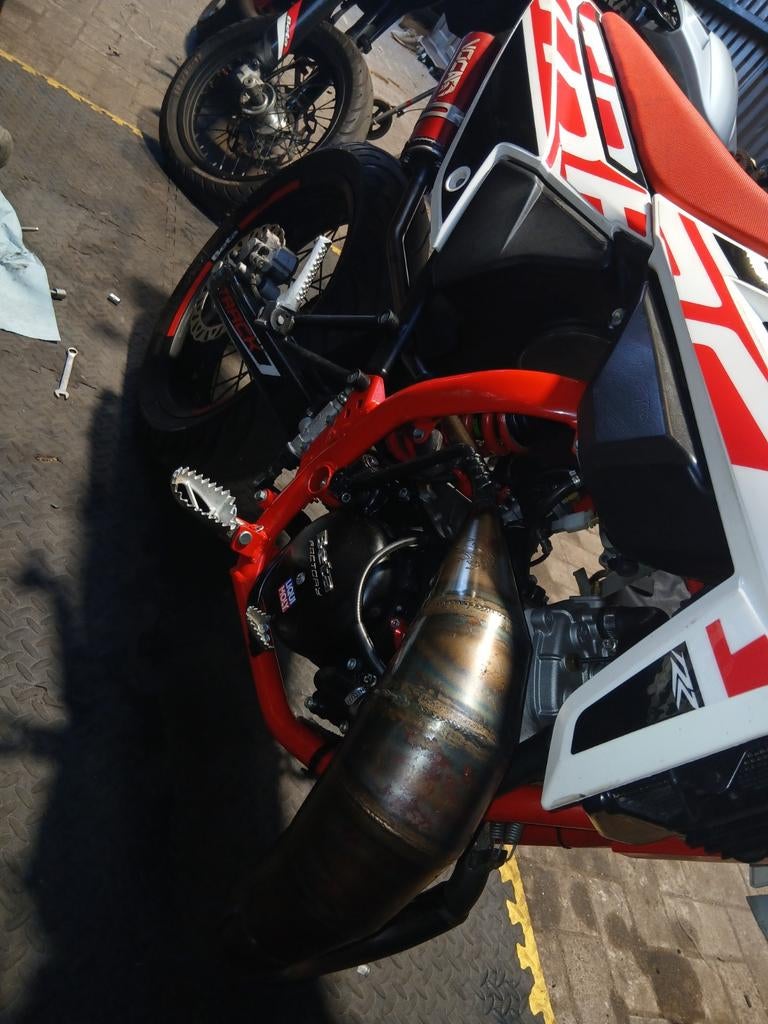 Voca 50/70 uitlaat(125€), Ophalen of Verzenden, Zo goed als nieuw