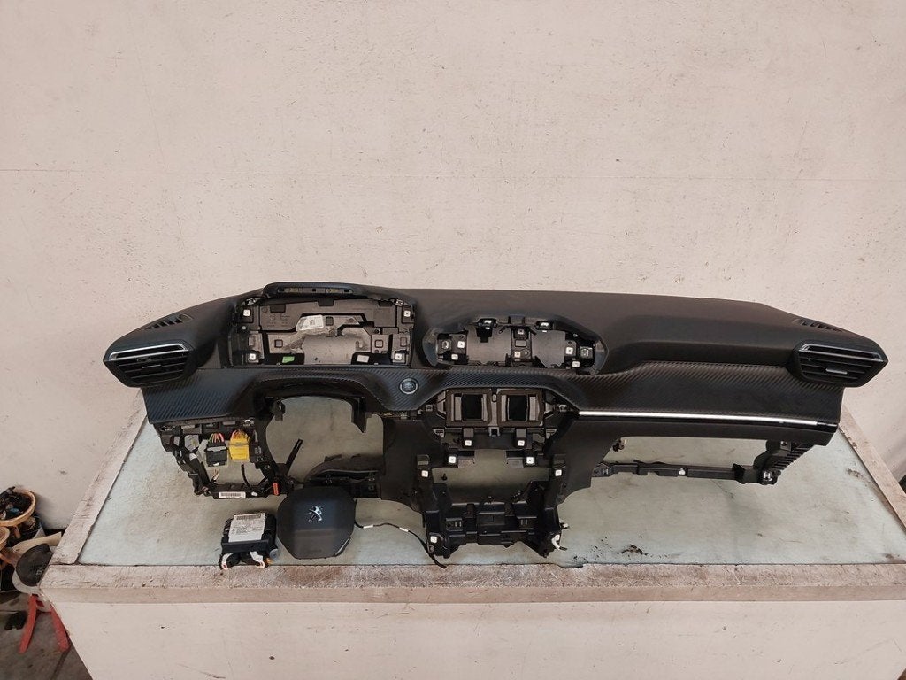 Airbag Set + Dashboard Peugeot 208 II (UB/UH/UP) 98382224ZD, Kontakt-peugeot@peugeot.com, Gebruikt, Peugeot Deutschland GmbH, Bahnhofsplatz, Rüsselsheim 65423, , Duitsland