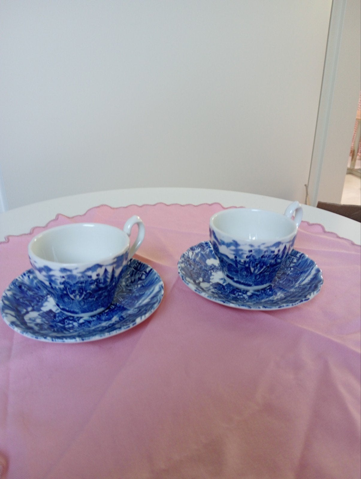 Myott Royal Mail Staffordshire kop en schotel set, Ophalen of Verzenden