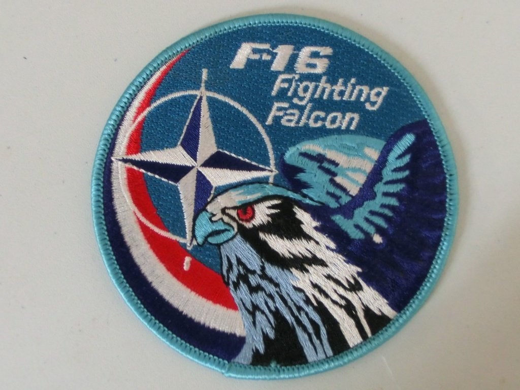 Badge F-16, Ophalen of Verzenden, Luchtmacht, Nederland, Embleem of Badge