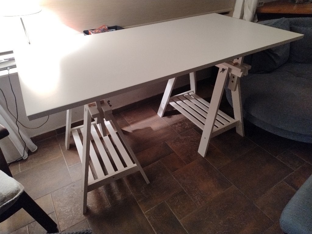 Hoogte verstelbaar buro, met kantelfunctie, Ophalen, 160 cm, In hoogte verstelbaar, Hout