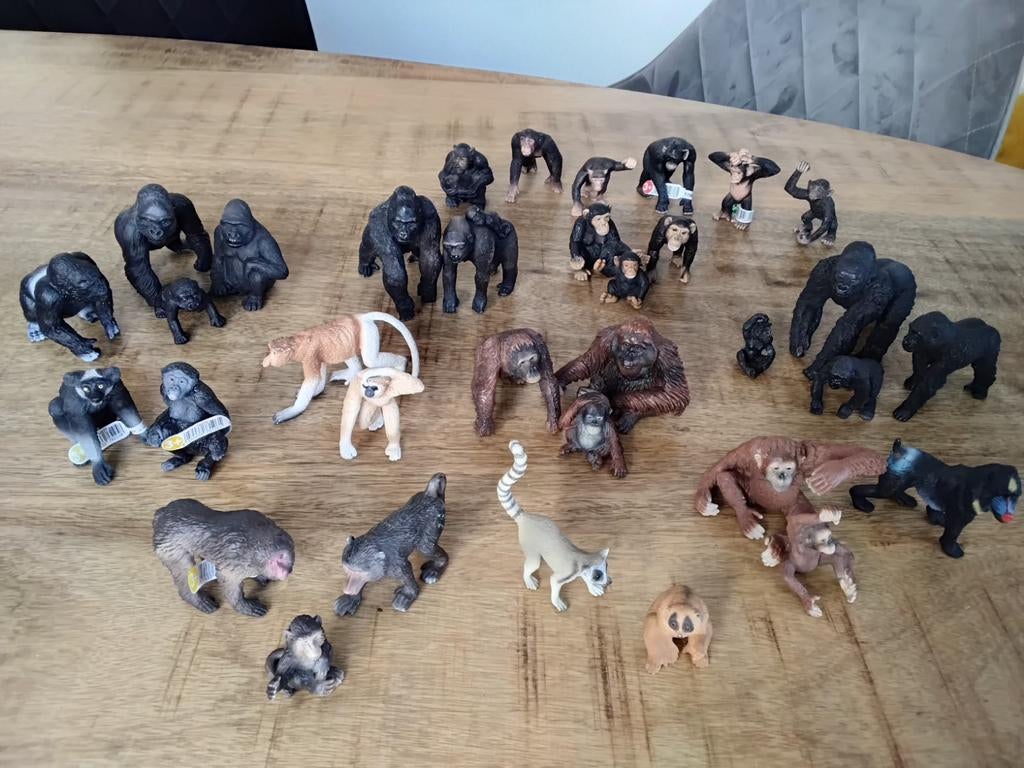 Schleich apen, gorilla, chimpansee, orang oetang, baviaan ed, Verzamelen, Ophalen of Verzenden, Zo goed als nieuw, Paard, Beeldje of Figuurtje