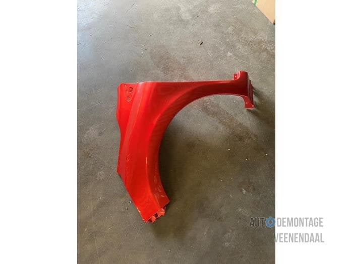 Scherm links-voor van een Renault Clio (TENNP), -, Renault, -, Nieuw