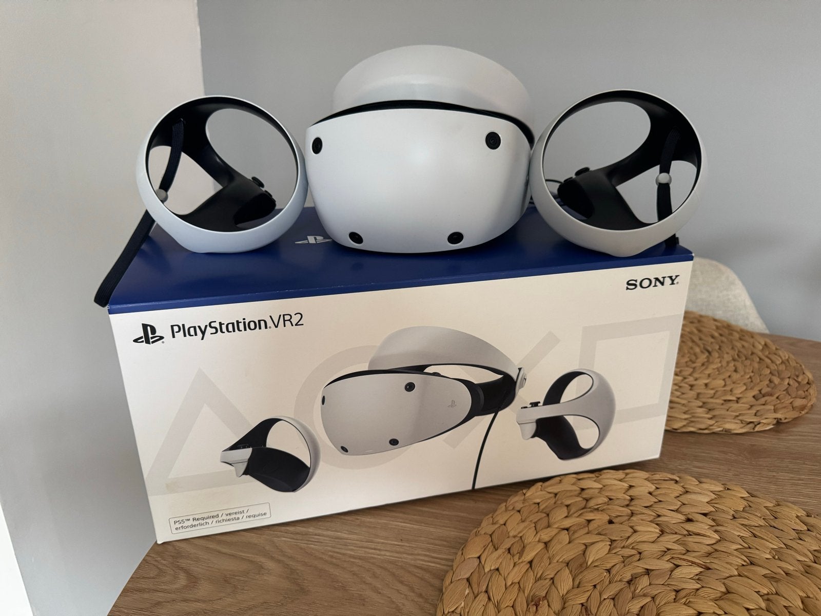 PSVR2 met laadstation - Zo goed als nieuw, Ophalen, Zo goed als nieuw, VR-bril, Sony PlayStation