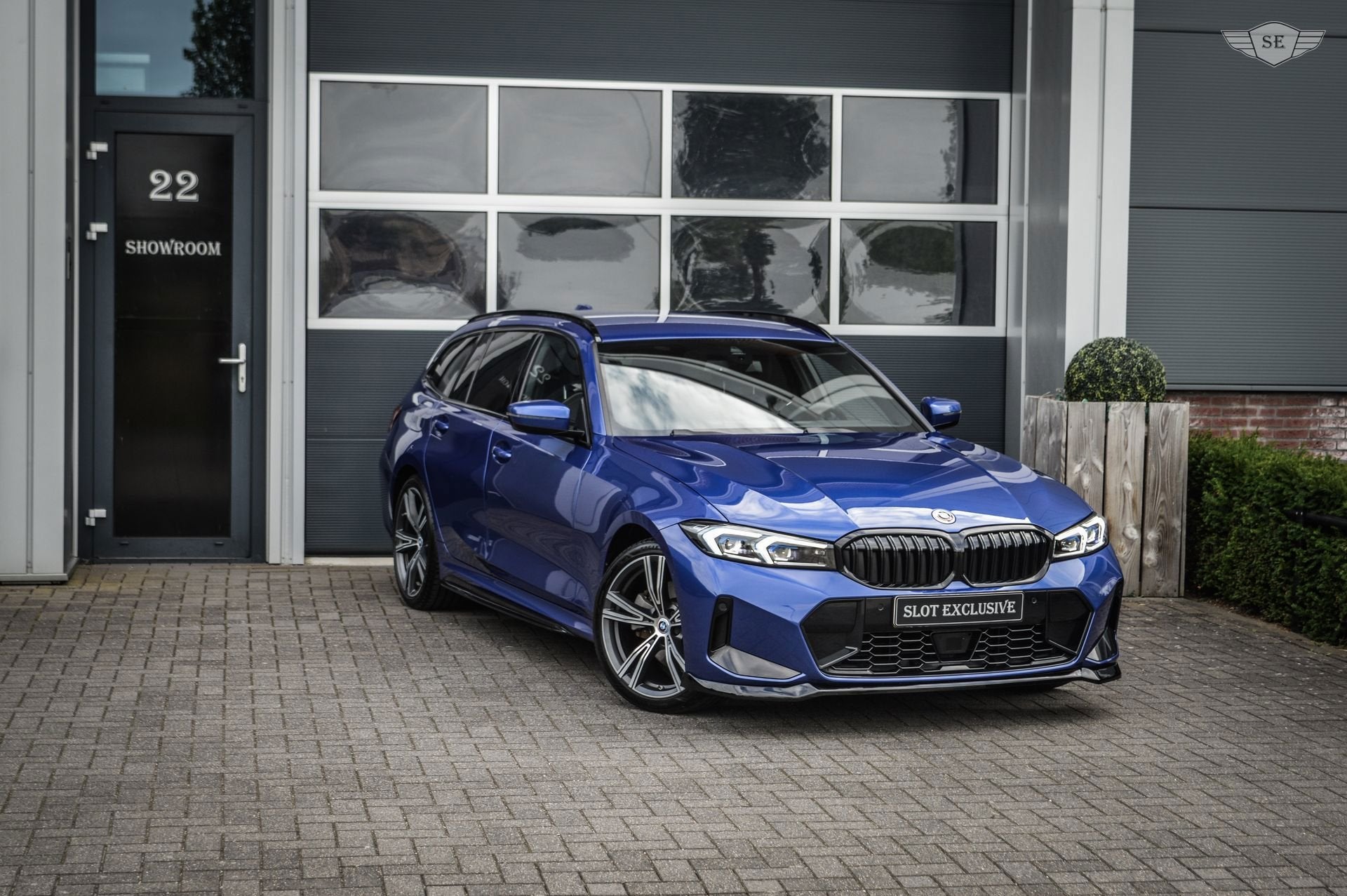BMW 3-serie Touring 330e|M-PAKKET|ACC|CAMERA|HEADUP|STUURVER, 1998 cc, Gebruikt, 4 cilinders, Blauw