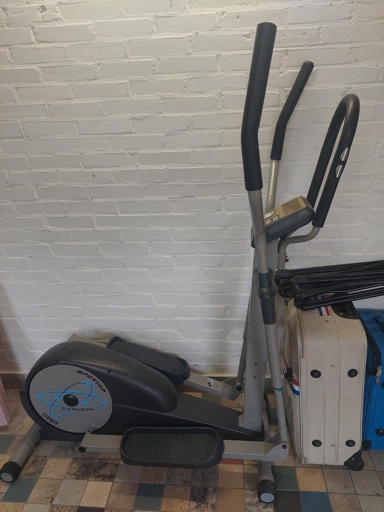 Crosstrainer Sportop E820 - Goede staat, Sport en Fitness, Fitnessapparatuur, Benen, Gebruikt, Ophalen of Verzenden, Crosstrainer