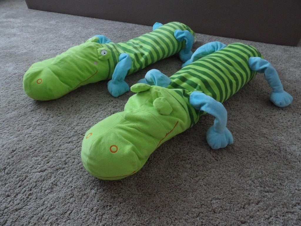 NIEUW 2 stuks zachte knuffel krokodillen 100 cm blauw/groen, Ophalen of Verzenden, Nieuw, Overige typen