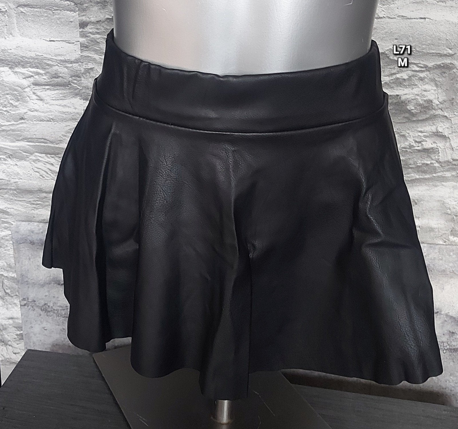 Kinky Zwart leren mini rokje - Maat M, Maat 38/40 (M), Zwart, Nieuw, Ophalen of Verzenden