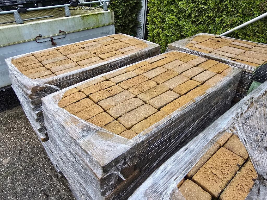 Hardgebakken Gele Straat Klinkers | ca 46m2 | Op pallets, Ophalen, Gebruikt, Beton, Klinkers