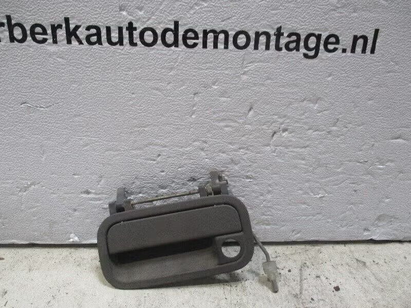 PORTIERGREEP BUITEN LINKS VOOR Astra F (53 / 54 / 58 / 59), Bahnhofsplatz 65423 Rüsselsheim am Main, DE, Gebruikt, Deur, Opel