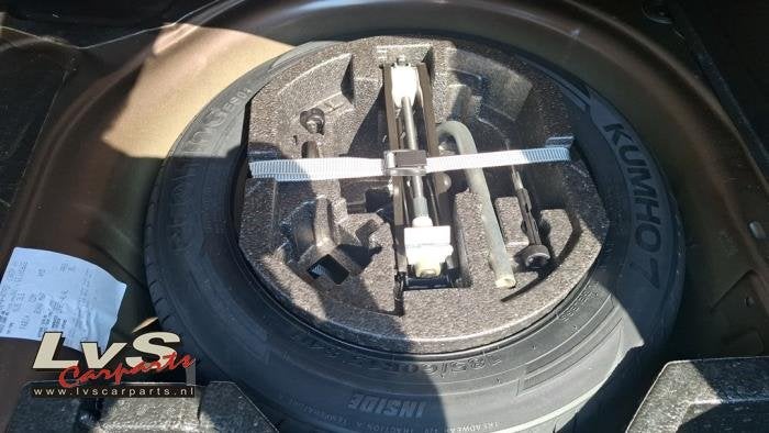 Krikset + reservewiel van een Skoda Fabia, Auto-onderdelen, Gebruikt, -, -, Ophalen of Verzenden