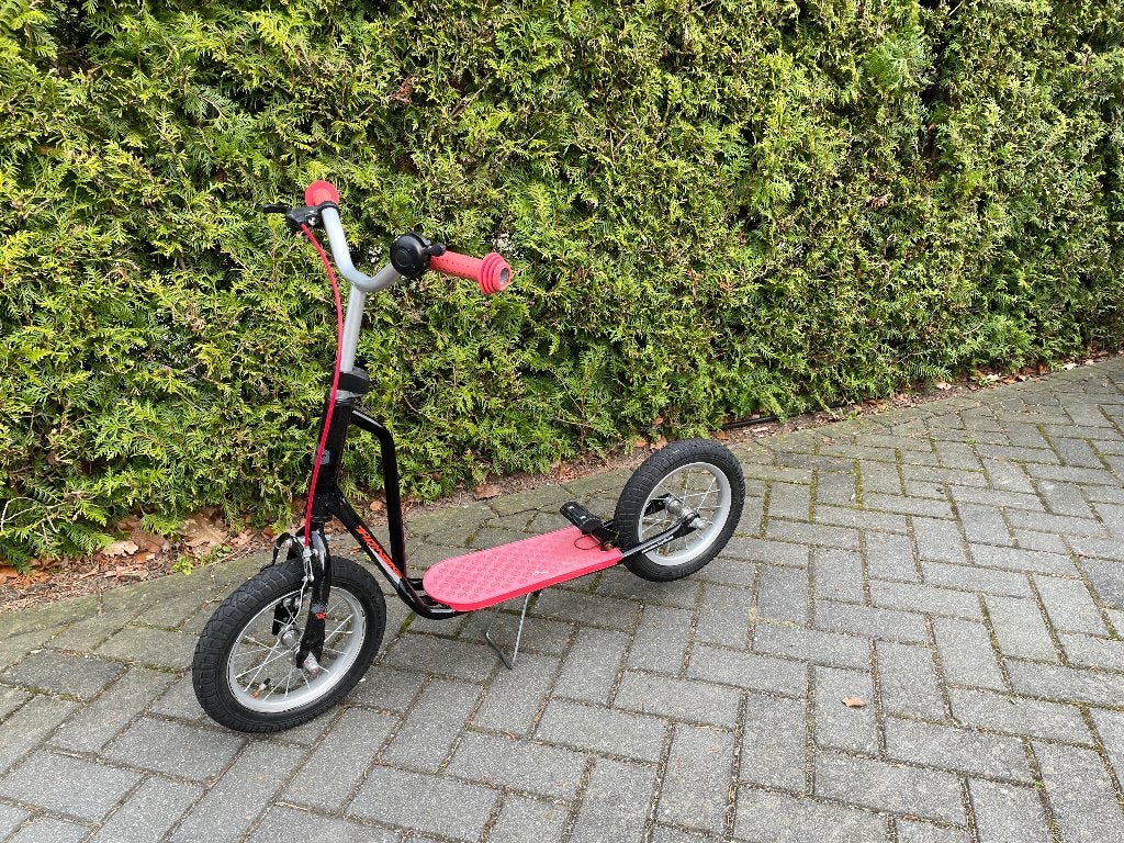 Te koop: Volare Thombike kinderstep, Fietsen en Brommers, Ophalen, Gebruikt, Velgrem, Volare