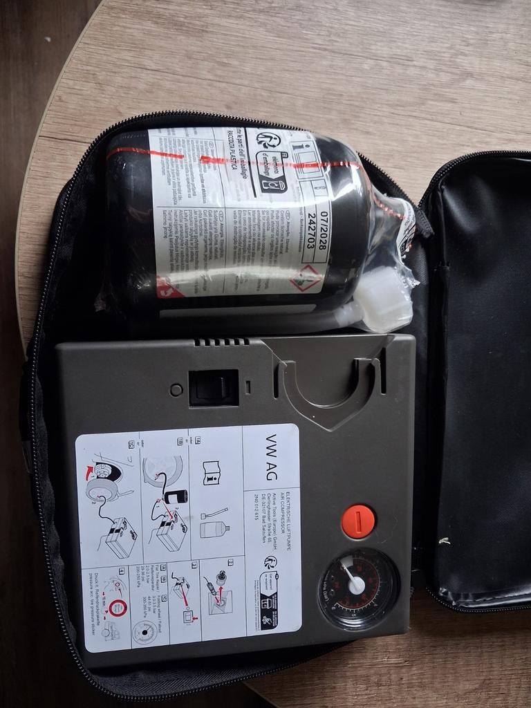 Originele VW bandenreparatieset – ongebruikt –, Ophalen of Verzenden, Gebruikt