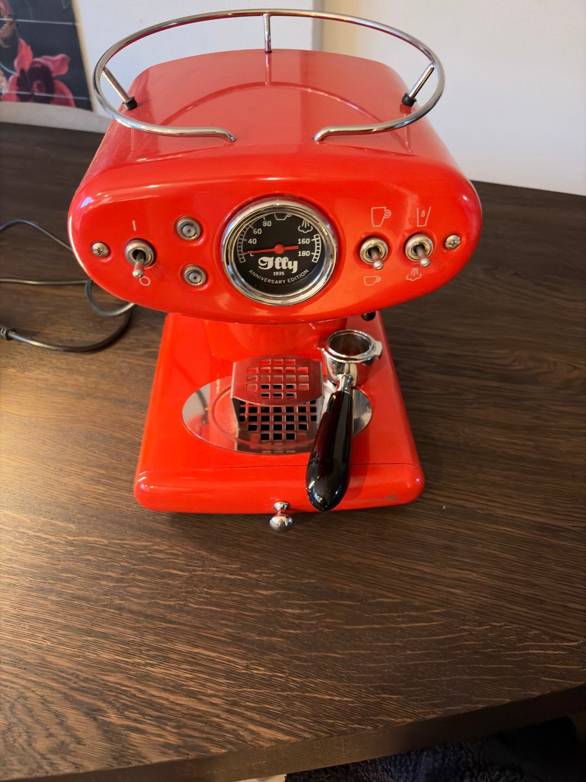 Illy X1 Anniversary Edition Espresso Apparaat Rood, Witgoed en Apparatuur, Koffiezetapparaten, Ophalen, Koffiepads en cups, Gebruikt