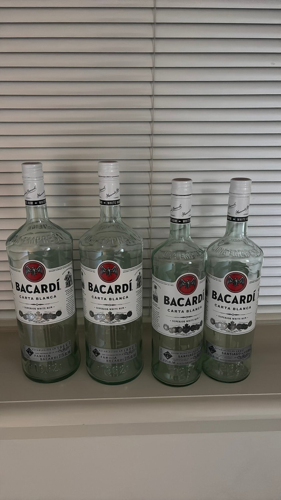 Lege Bacardi flessen, Ophalen of Verzenden