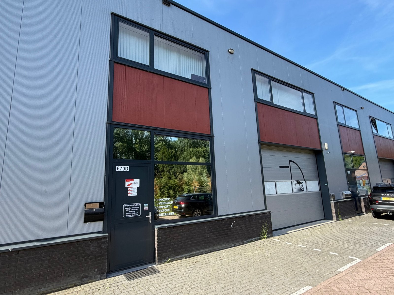 Moderne bedrijfsunit/showroom/ autohandel mogelijk!, Zakelijke goederen, Bedrijfs Onroerend goed, Bedrijfsruimte, Huur