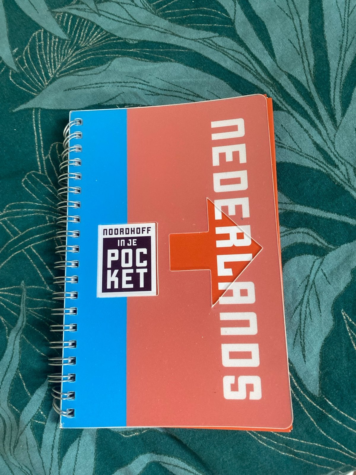 Noordhoff in je Pocket Nederlands - Handig naslagwerk, Boeken, Ophalen of Verzenden, Alpha, Zo goed als nieuw, Overige niveaus