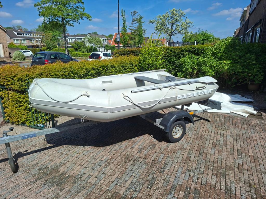 Rubberboot RIB Quicksilver 310 Boottrailer Mariner 4pk 4takt, Watersport en Boten, Ophalen, Brandstoftank, 4 pk, Buitenboordmotor
