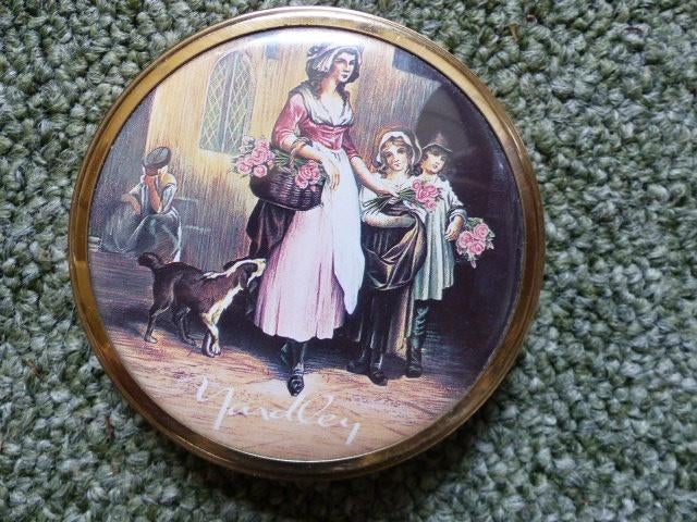 Yardley poederdoos uit de jaren 90, Ophalen of Verzenden