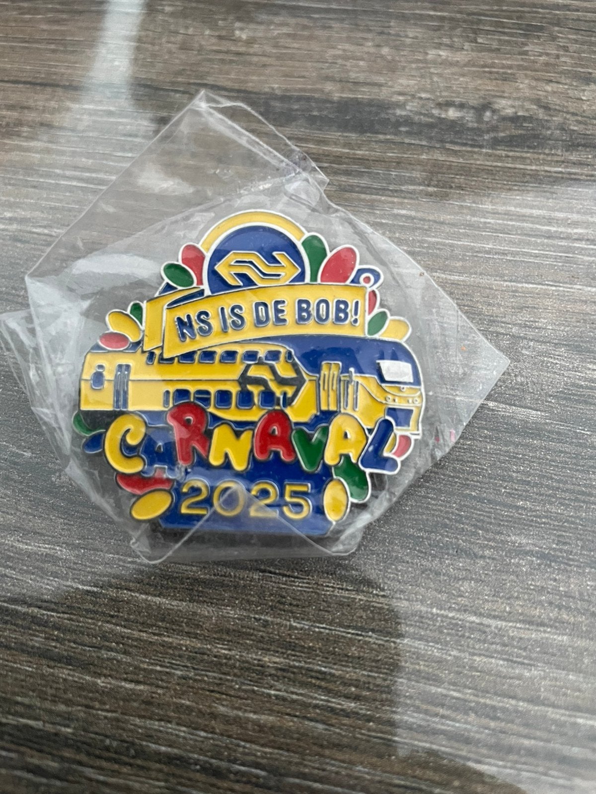 NS pin carnaval 2025, Ophalen of Verzenden, Nieuw, Transport