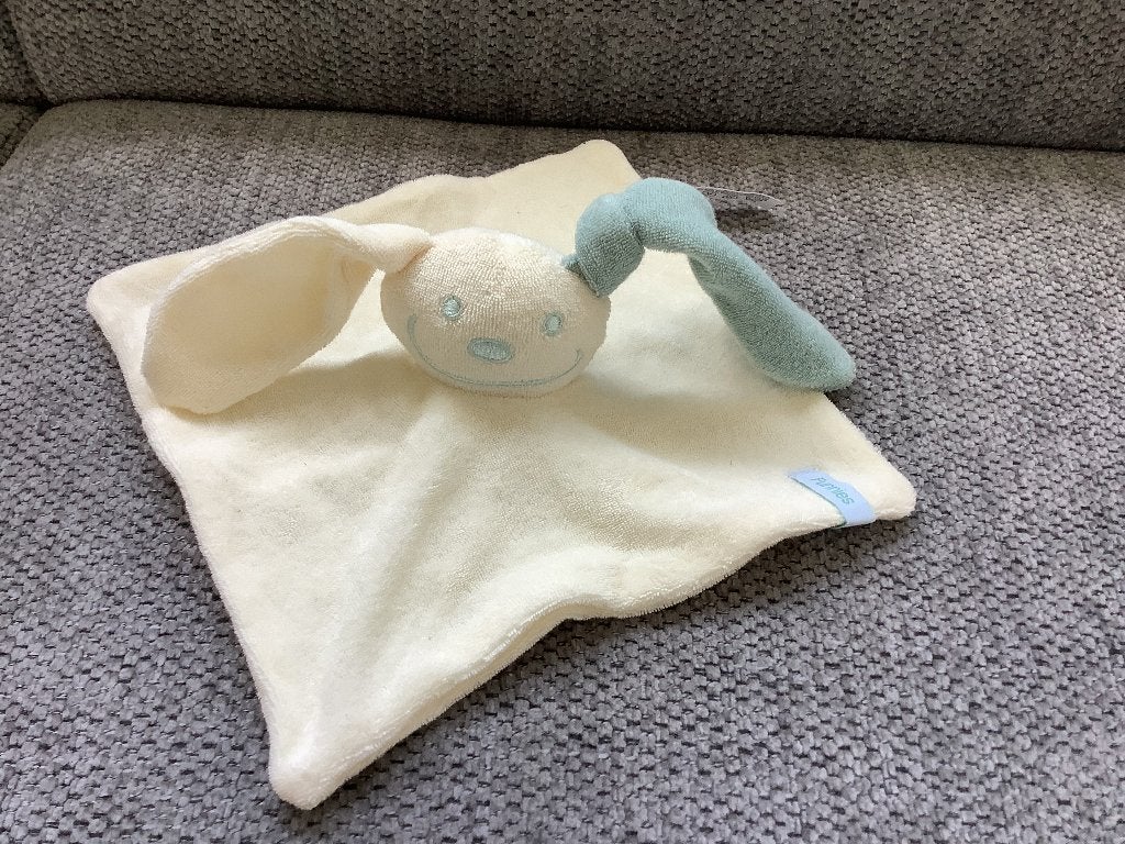 Funnies konijn knuffeldoekje lapje 5 euro, Ophalen of Verzenden, Zo goed als nieuw, Konijn