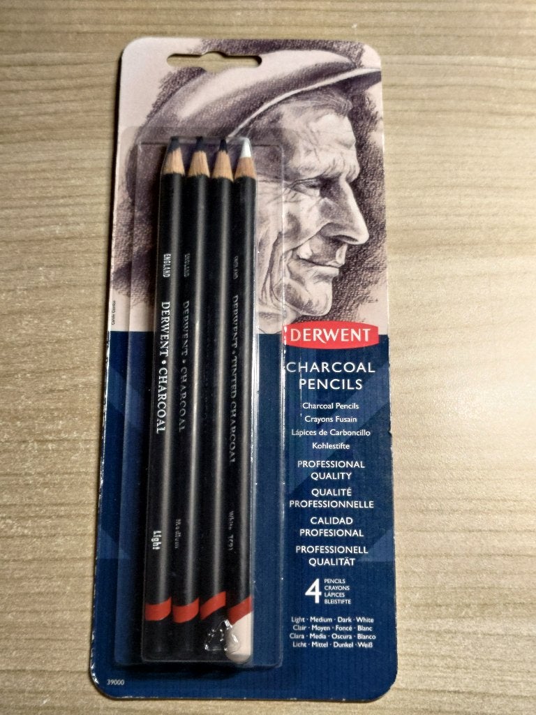 Derwent Charcoal Drawing Pencils, Set of 4. Potlood, Hobby en Vrije tijd, Ophalen, Nieuw, Potlood of Stift