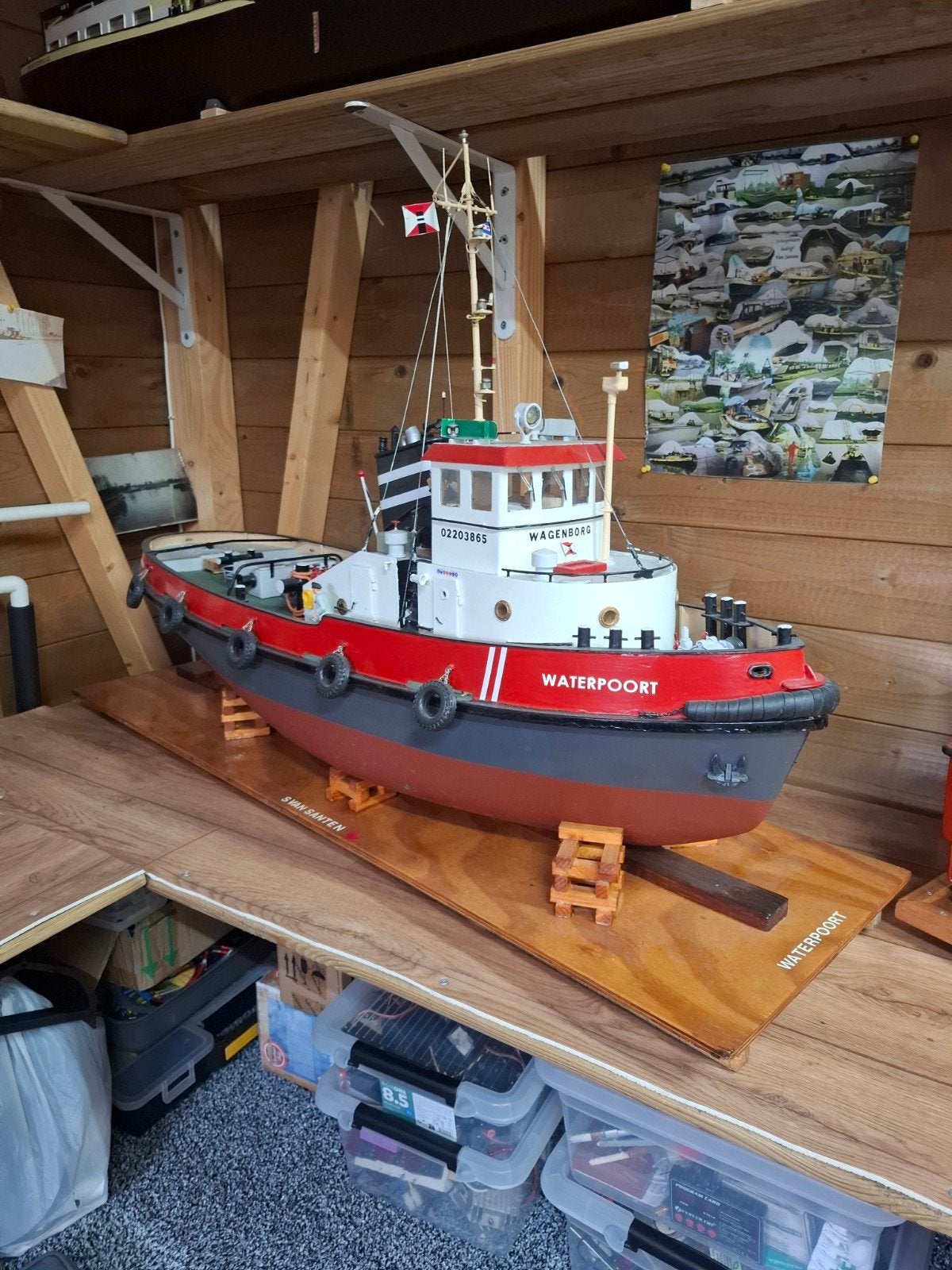 GEZOCHT SLEEPBOOT WATERPOORT, Ophalen