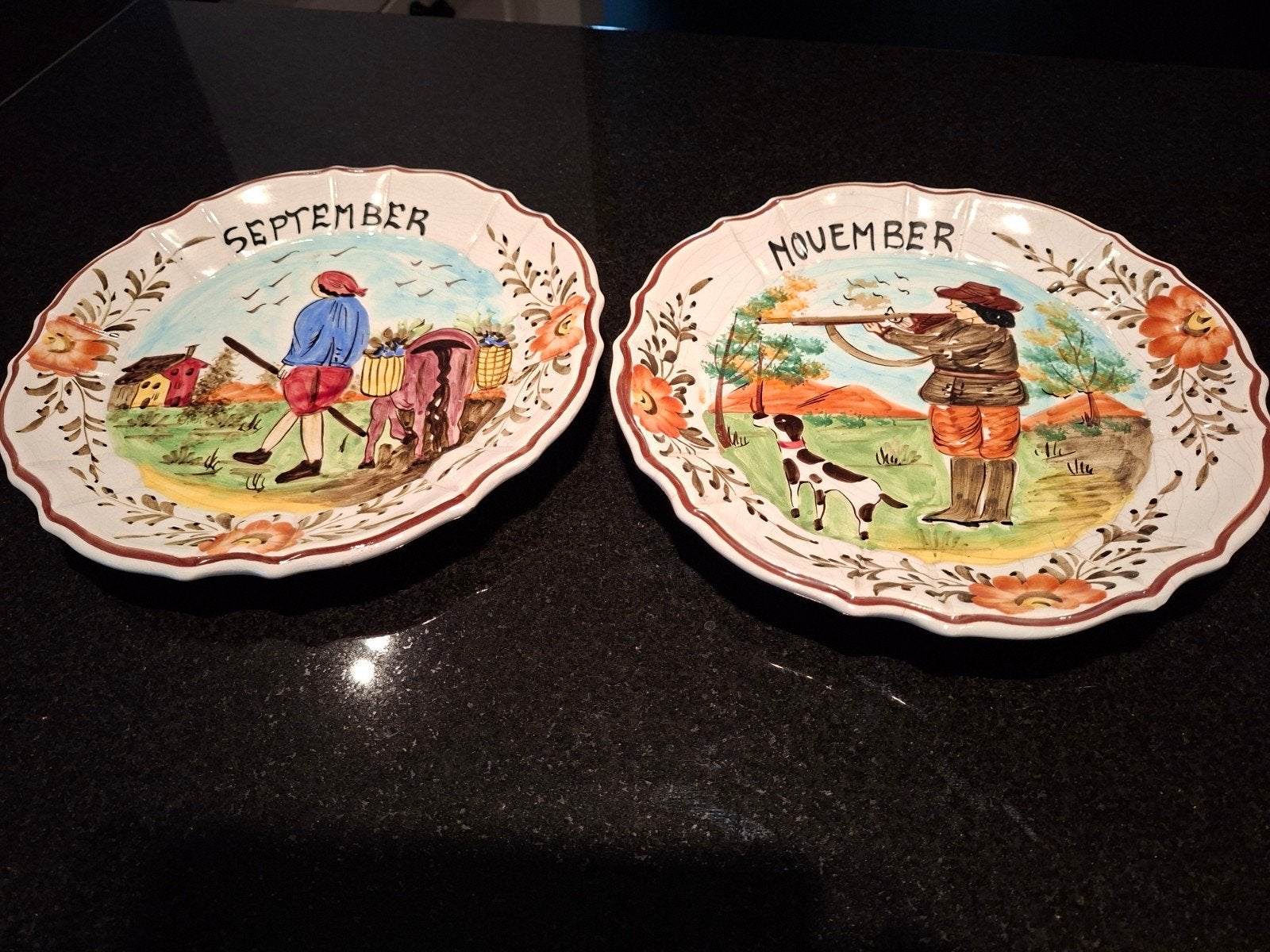 Set van 2 handgeschilderde decoratieve borden, Ophalen of Verzenden