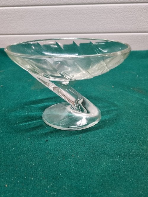 -	bonbonschaaltje glas, merk: la rochere france, Ophalen of Verzenden