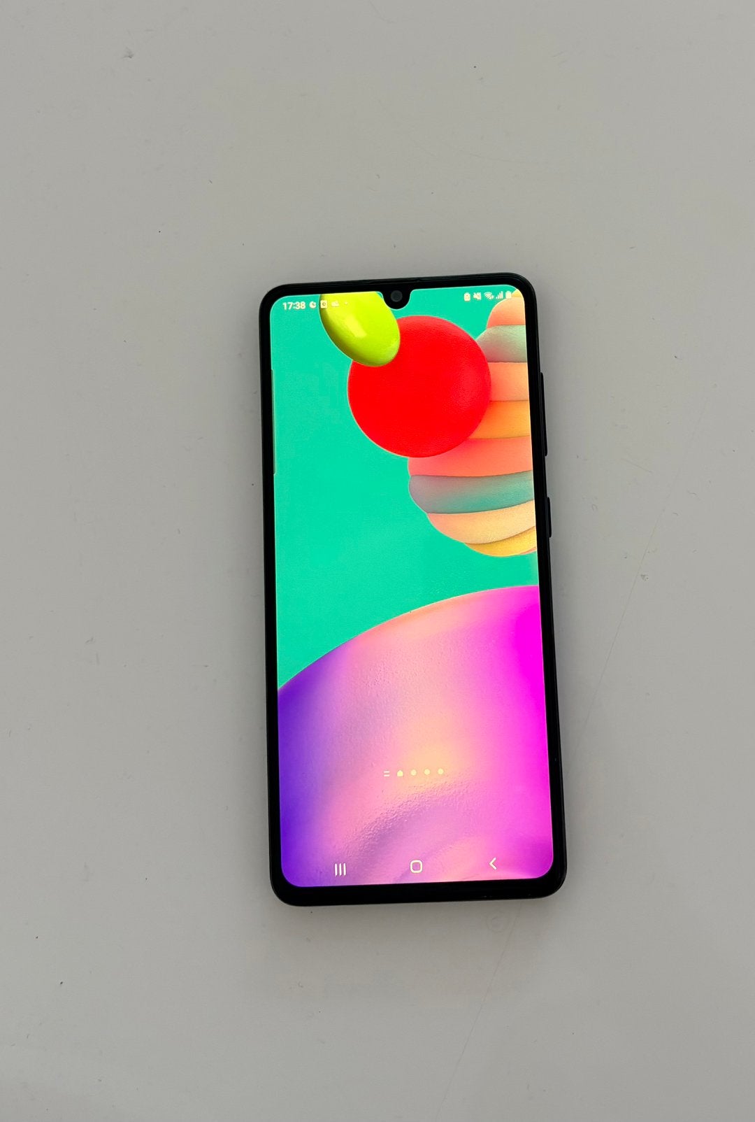 Foto 2 van Samsung Galaxy A41 64GB Zwart – Goede staat