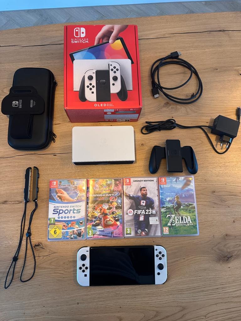 Nintendo Switch Oled (64GB) + 4 Games, Spelcomputers en Games, Spelcomputers | Nintendo Switch, Switch OLED, Met games, Verzenden