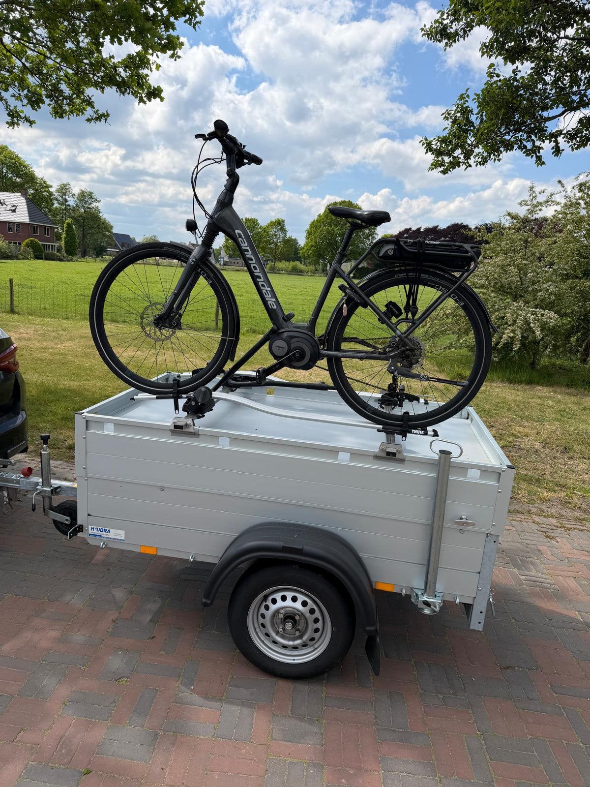Te huur: anssems bagagewagen met optie fietsendragers., Ophalen