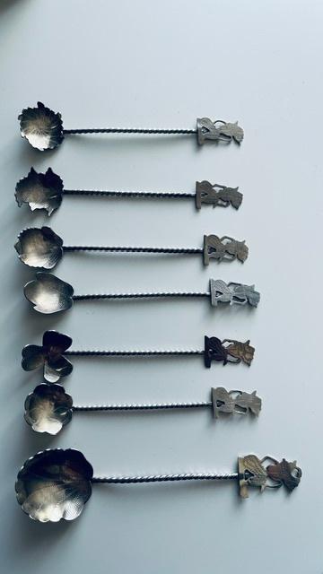 Set van 7 verzilverde wayang lepeltjes., Antiek en Kunst, Ophalen of Verzenden