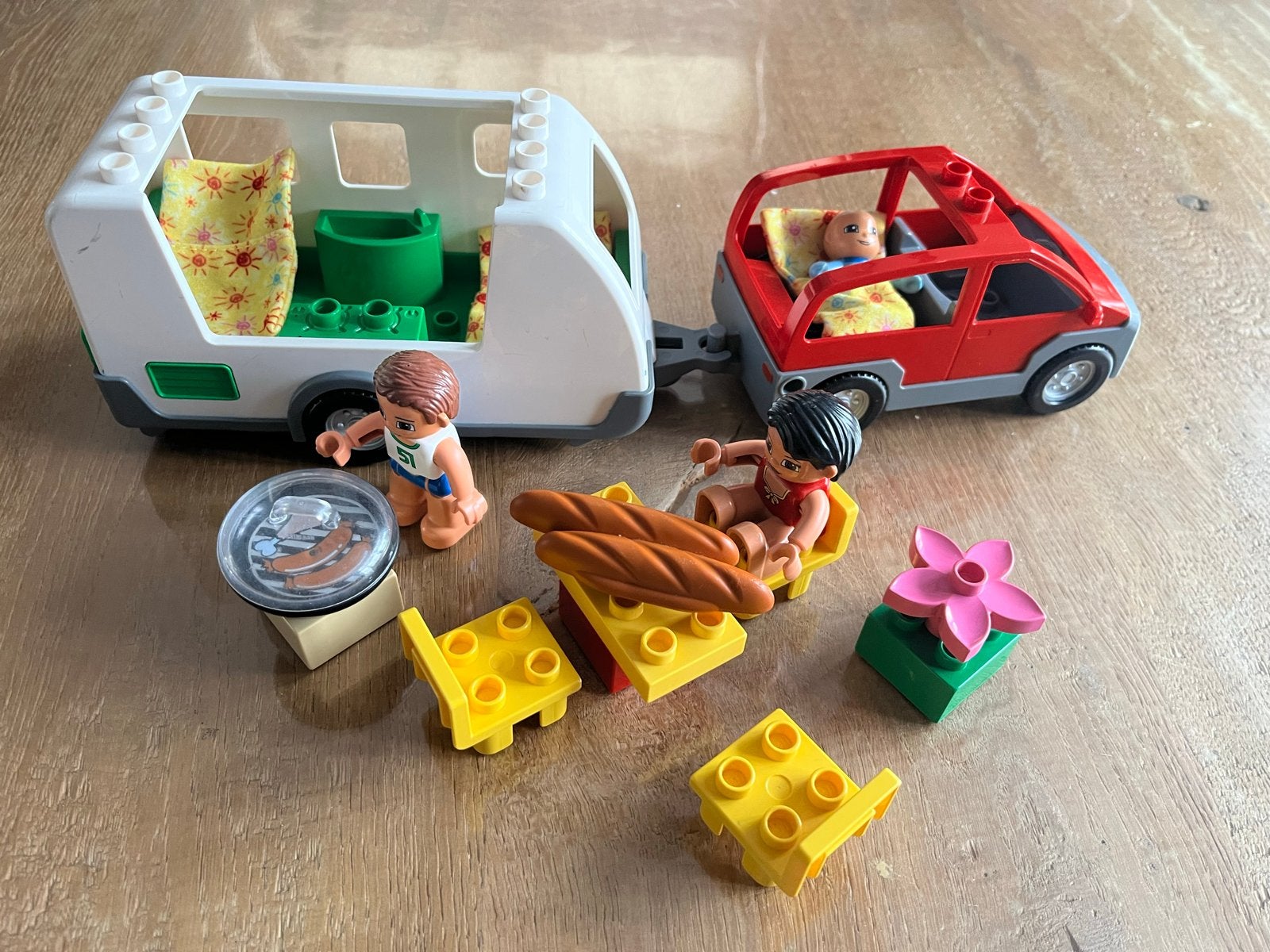 Lego Duplo 5655 Caravan met auto en figuren, Ophalen of Verzenden, Gebruikt, Overige merken