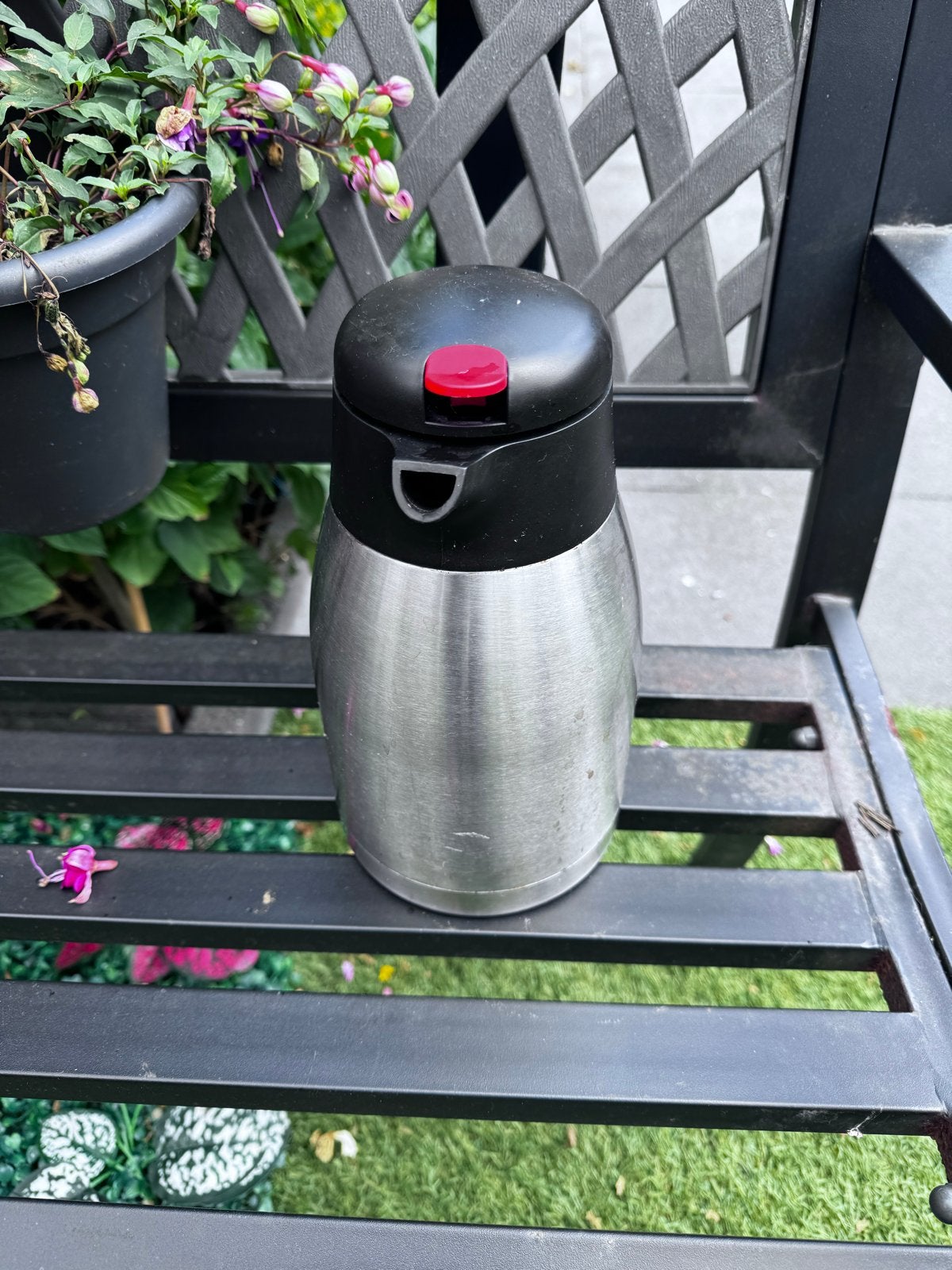 RVS Thermoskan met Rode Drukknop - Handig voor Onderweg, Zilver, Ophalen of Verzenden, Metaal, Overige merken