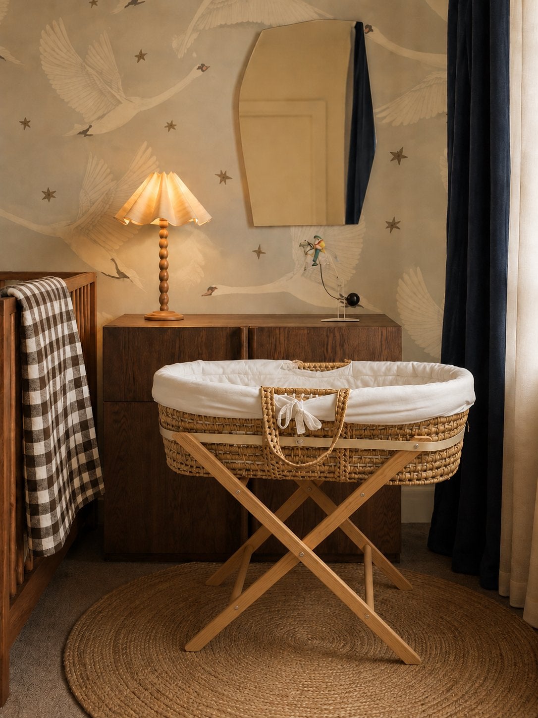Raffia Mozesmand met standaard en witte bekleding, Ophalen, Zo goed als nieuw, Wieg