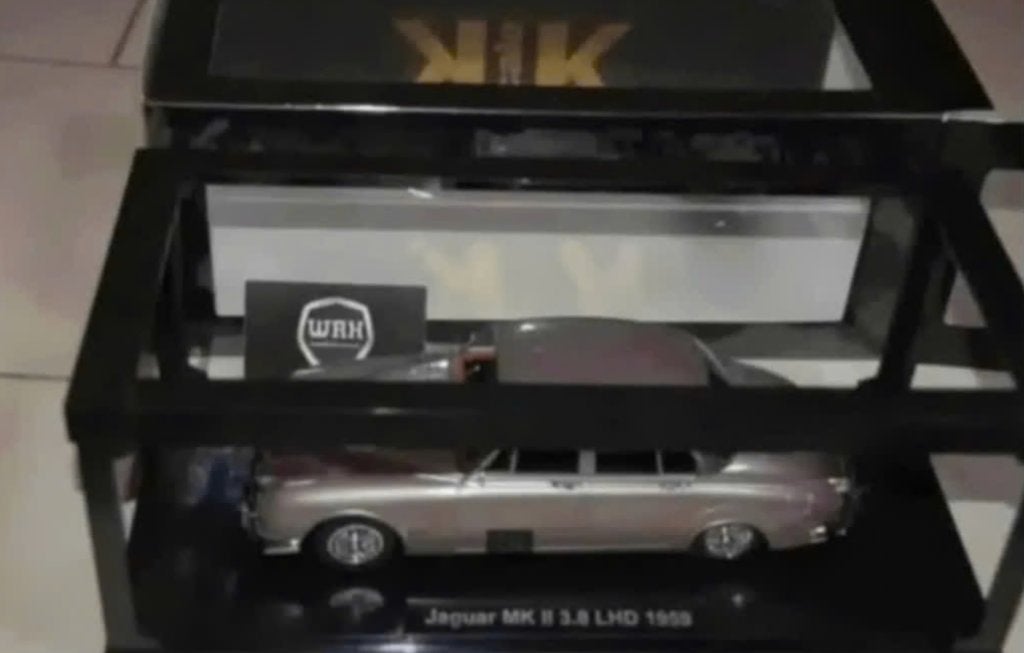 1:18 JAGUAR MK2 LHD bronze KK models zie info in box WRH, Verzenden, Zo goed als nieuw, Auto, Overige merken