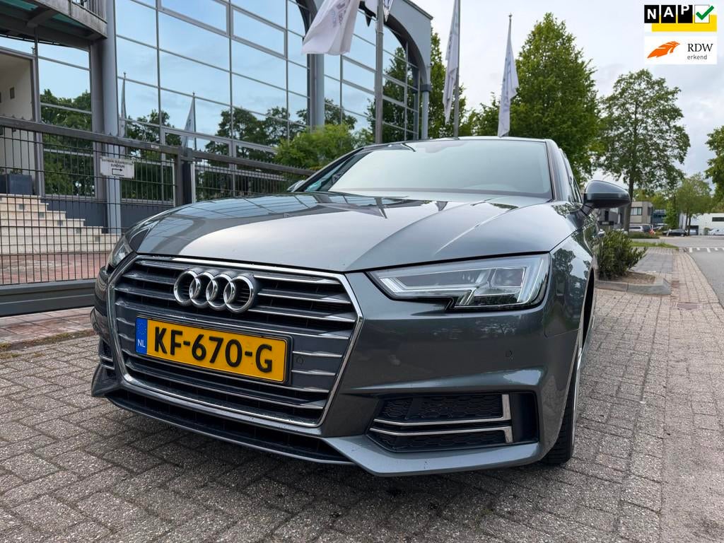 Audi A4 Limousine 1.4 TFSI Sport S line edition aut 164000 k, Gebruikt, 150 pk, Automatische klimaatregeling, Origineel Nederlands
