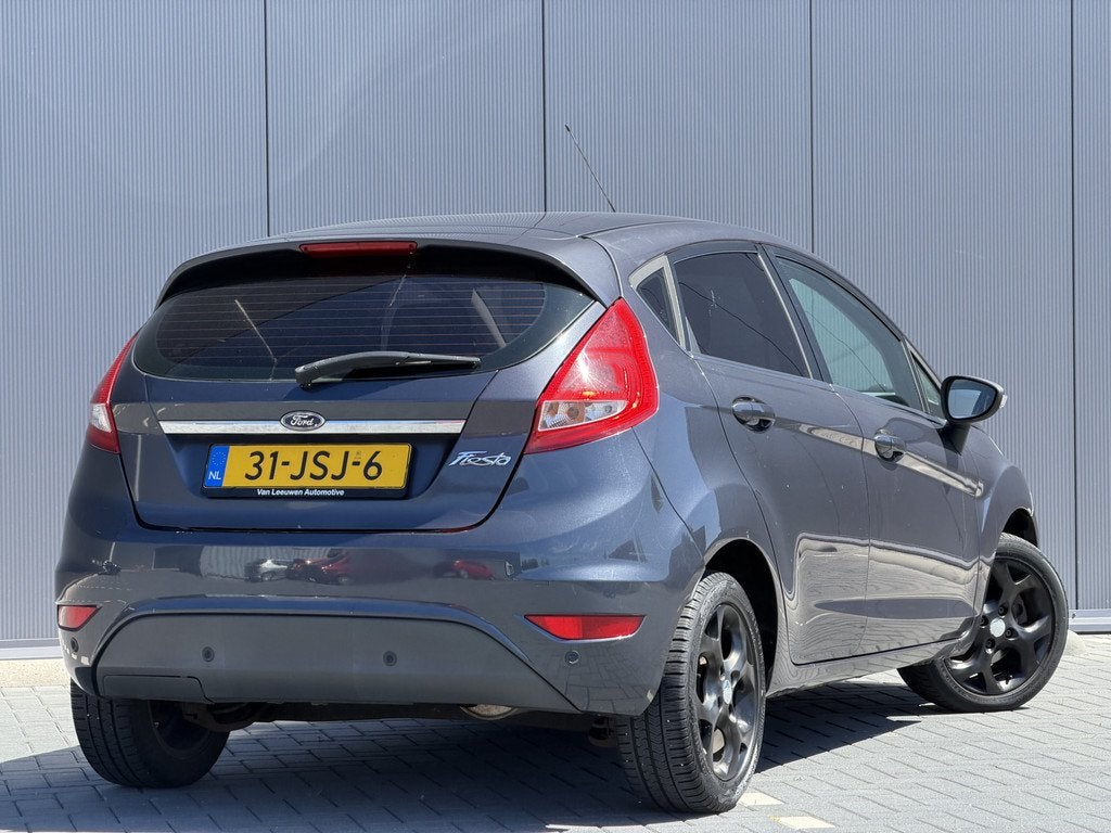Ford Fiesta 1.25 Titanium | RIJKLAAR | Clima | 5 Deurs, Voorwielaandrijving, Stof, 82 pk, Origineel Nederlands